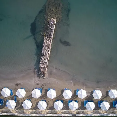 & Roda (Corfu)