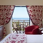 & منتجع 5*